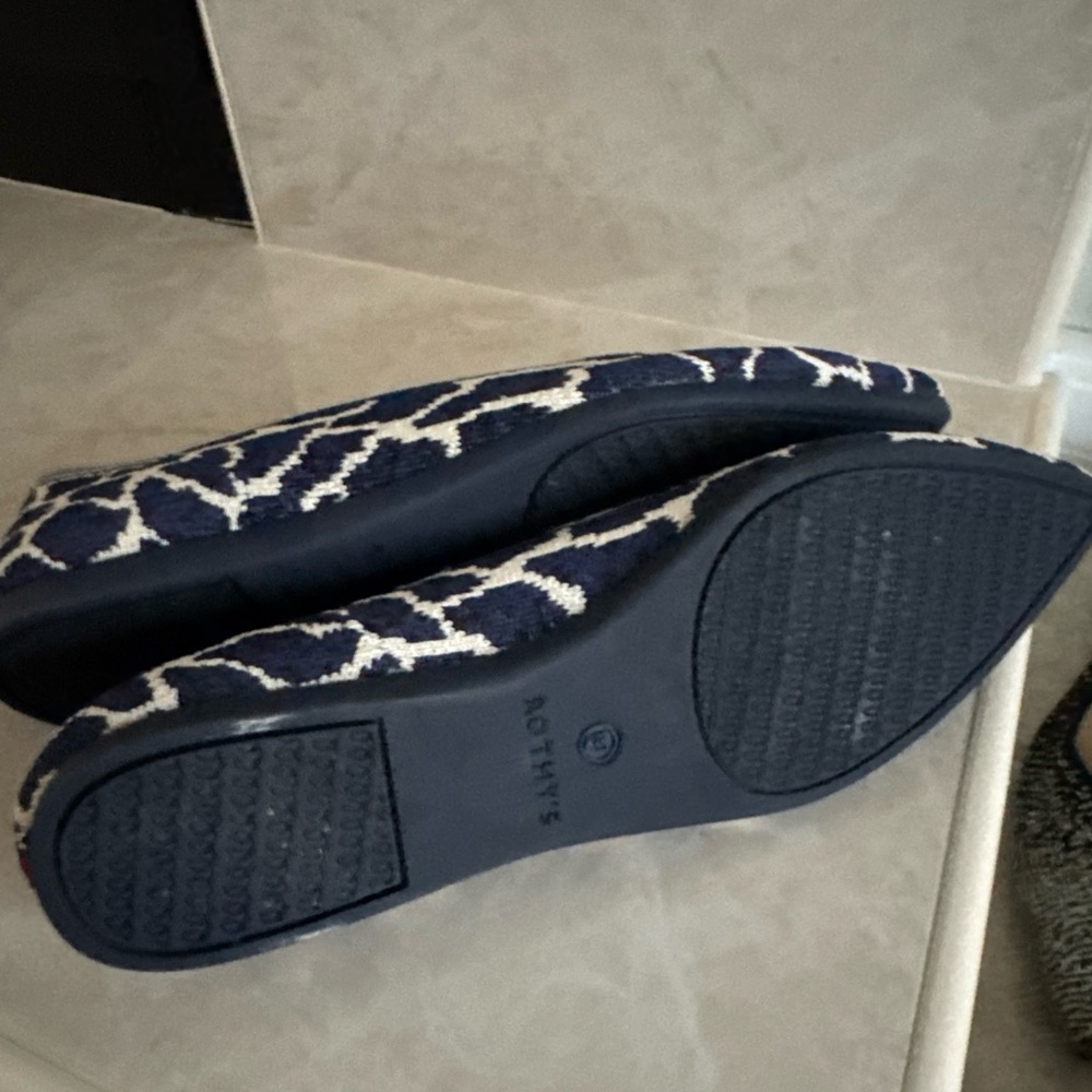 Rothy’s Indigo Giraffe Points Limited Edition Women’s Size 6.5 - Picture 6 of 6